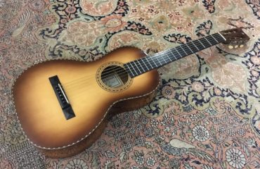 Test Guitare - Parlor - Luthier Pierre Bertrand