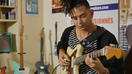 Gabriel Gosse, interview guitare à la main pour presenter son superbe album 